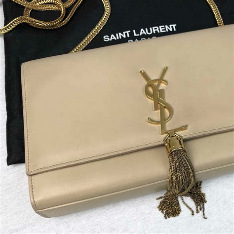 kate monogram ysl medium tassel shoulder bag with gold hardware|Saint Laurent Medium Monogram Kate Shoulder Bag.